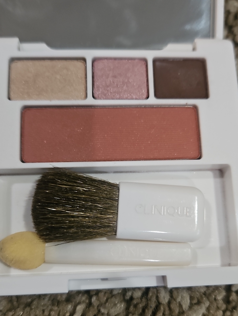 Clinique Pink & Champagne Eyeshadow and Blush Palette